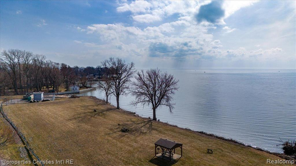 4580 HURON Street, Newport, MI 48166 — Photo 25