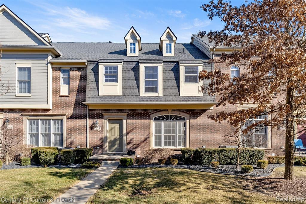 1275 E CRYSTAL Circle, Canton, MI 48187 — Photo 3