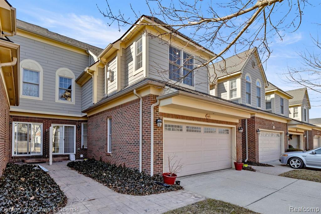 1275 E CRYSTAL Circle, Canton, MI 48187 — Photo 36