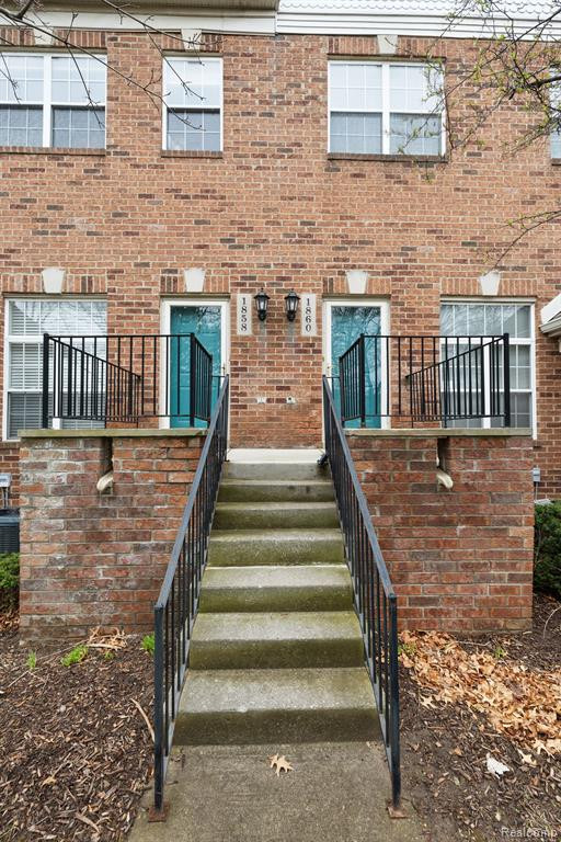 1860 Campau Farms Circle, Detroit, MI 48207 — Photo 27