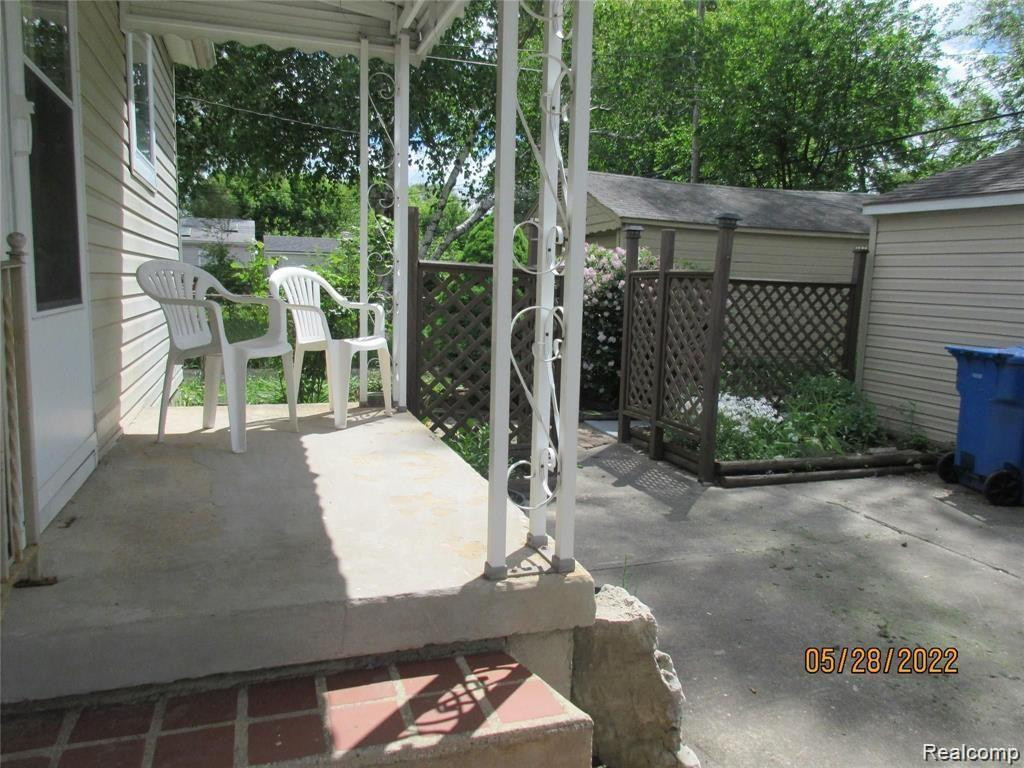 7002 FISHER Avenue, Warren, MI 48091 — Photo 5