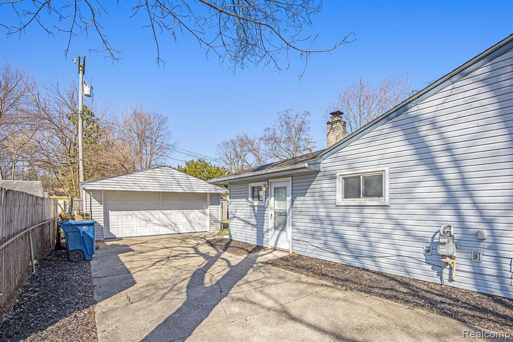 49601 E VALLEY Circle, Shelby Twp, MI 48317 — Photo 6