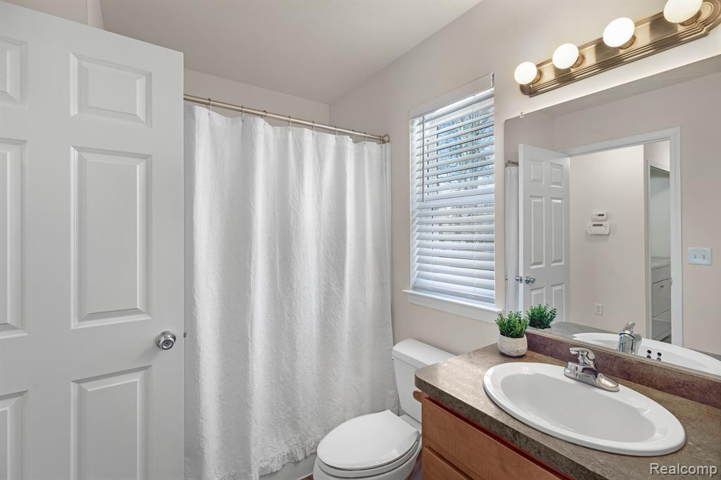 8185 DONNA LOU Drive, Brighton, MI 48114 — Photo 20