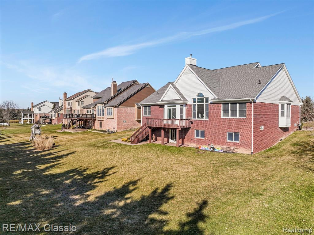 46745 MERION Circle, Northville, MI 48168 — Photo 32