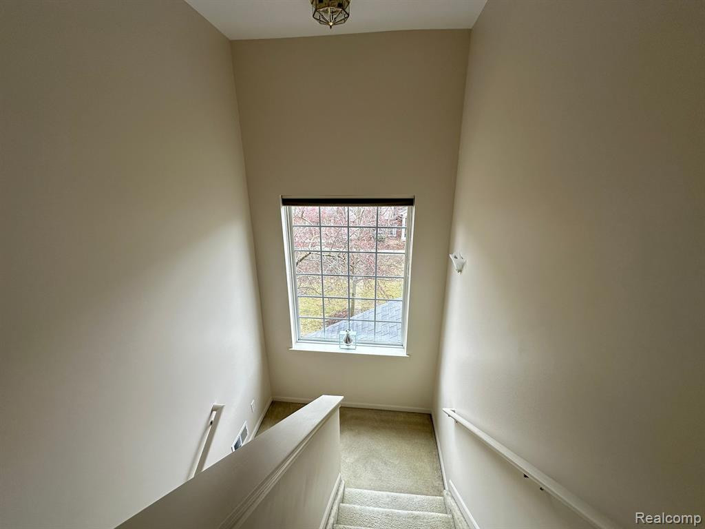 3148 PROMENADE Circle, Ann Arbor, MI 48108 — Photo 4