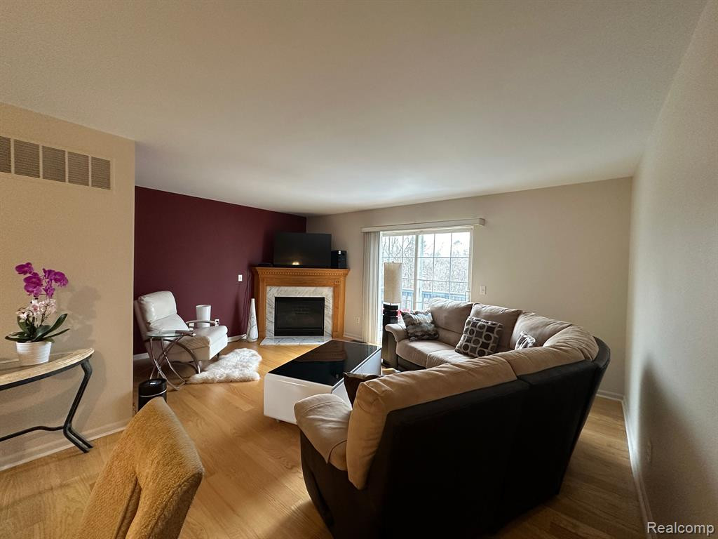 3148 PROMENADE Circle, Ann Arbor, MI 48108 — Photo 14