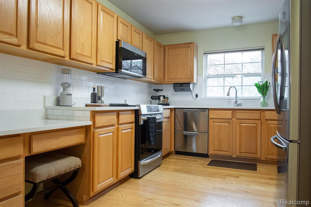 3148 PROMENADE Circle, Ann Arbor, MI 48108 — Photo 28