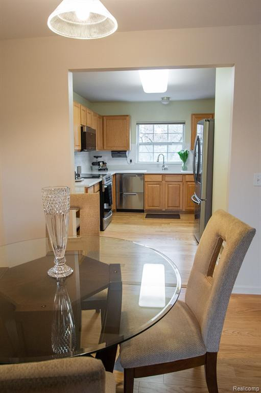 3148 PROMENADE Circle, Ann Arbor, MI 48108 — Photo 30