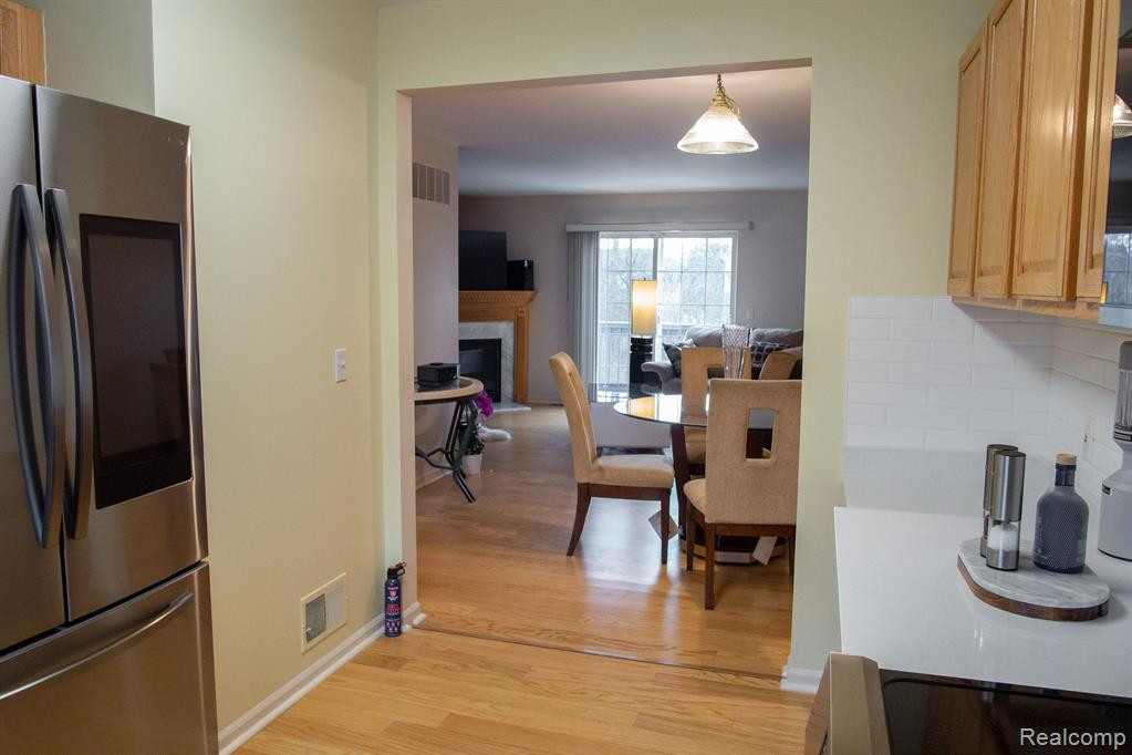 3148 PROMENADE Circle, Ann Arbor, MI 48108 — Photo 31