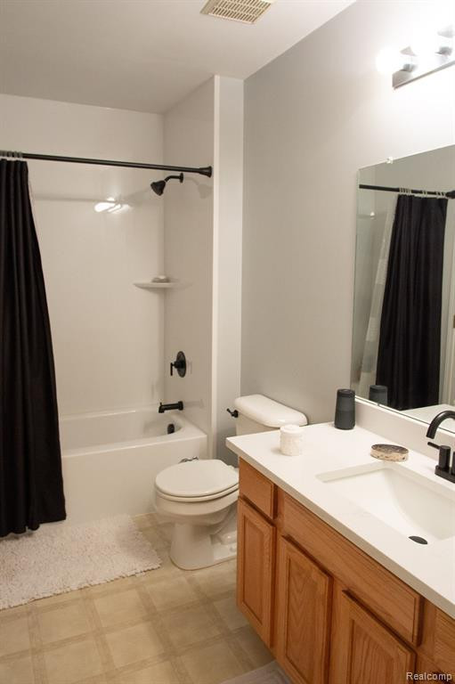 3148 PROMENADE Circle, Ann Arbor, MI 48108 — Photo 38