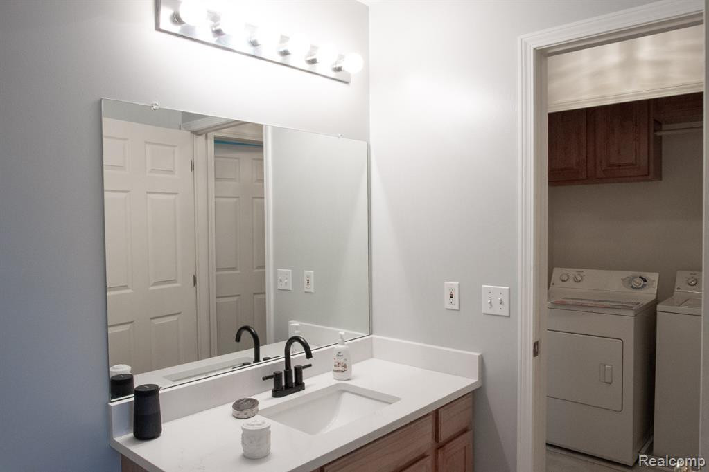 3148 PROMENADE Circle, Ann Arbor, MI 48108 — Photo 39