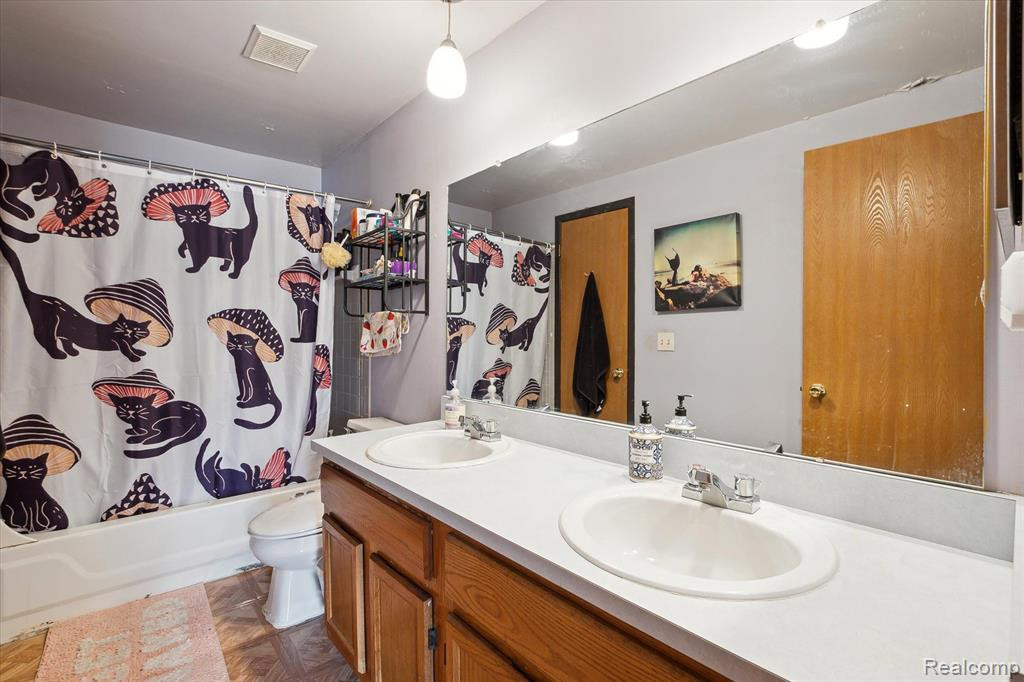 1340 RUE DEAUVILLE Boulevard, Ypsilanti, MI 48198 — Photo 19