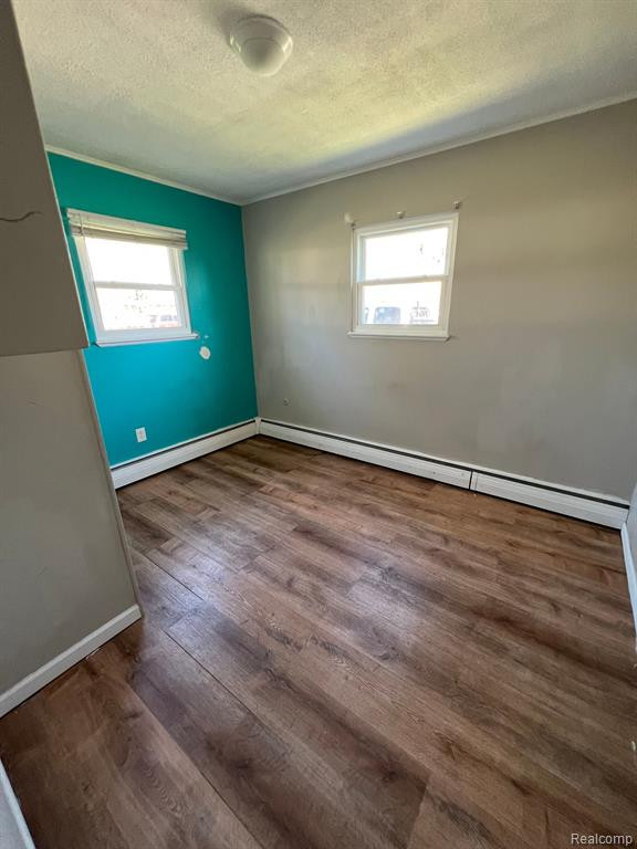 6225 MONROVIA Drive, Waterford, MI 48329 — Photo 3