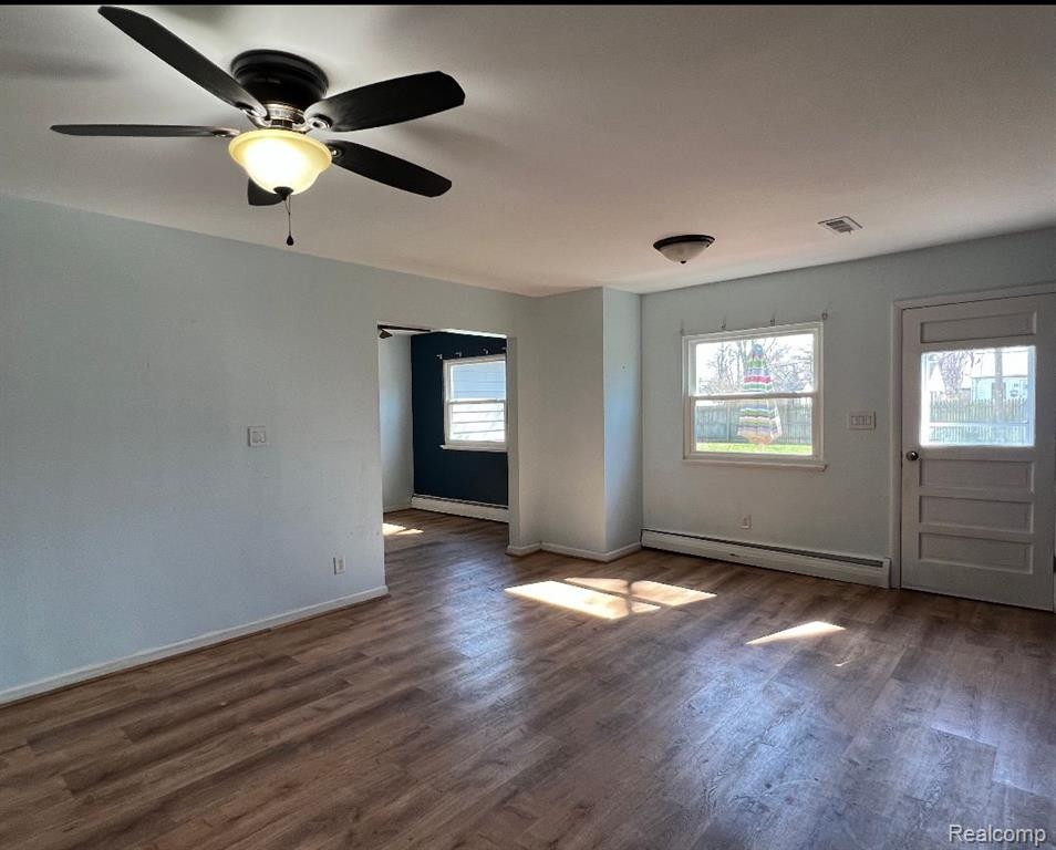 6225 MONROVIA Drive, Waterford, MI 48329 — Photo 11
