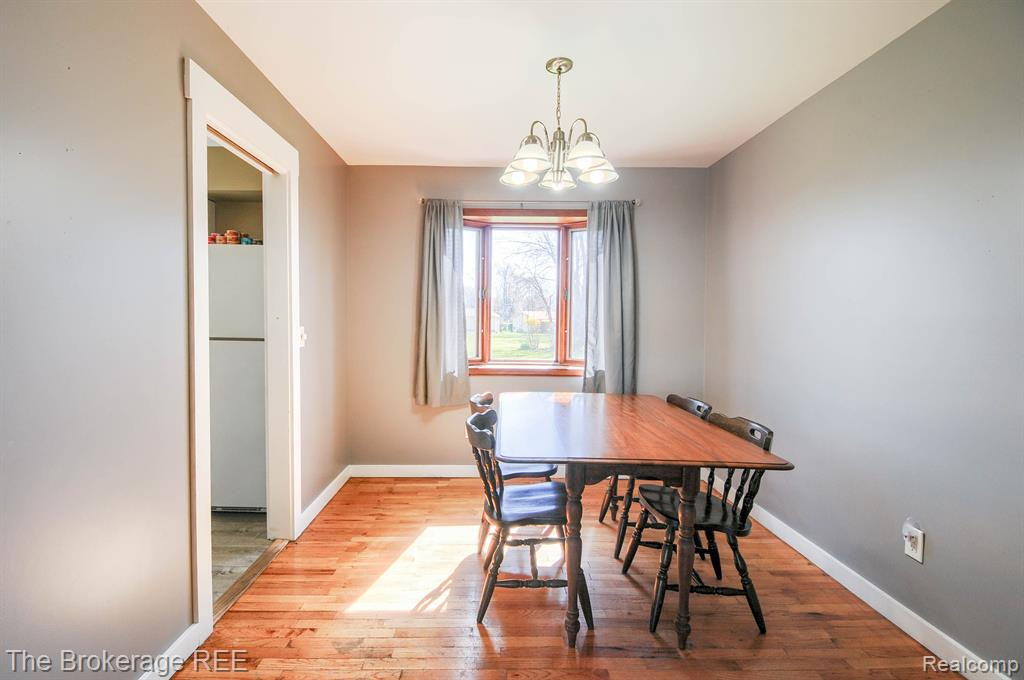 7109 ALDREDGE Drive, Swartz Creek, MI 48473 — Photo 11