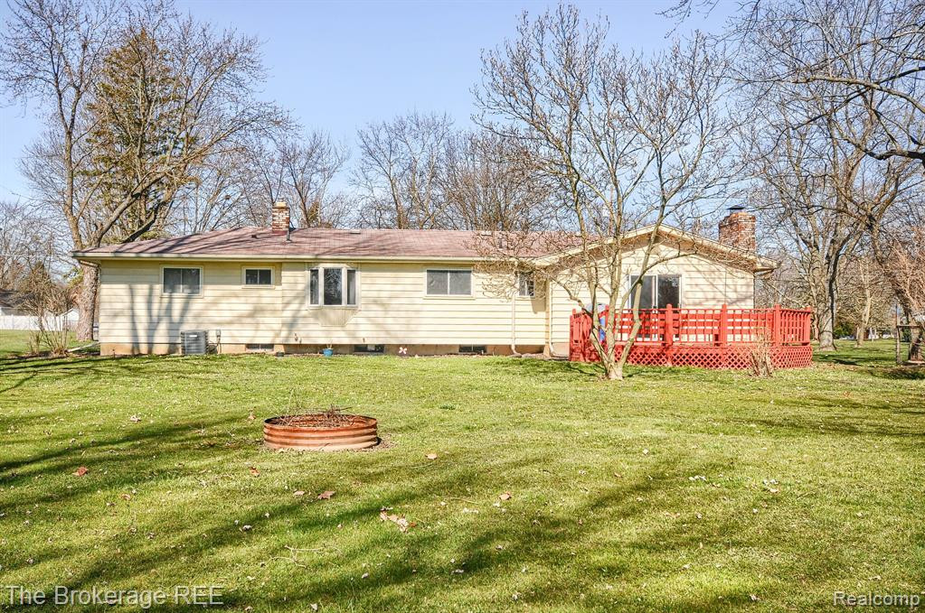 7109 ALDREDGE Drive, Swartz Creek, MI 48473 — Photo 23