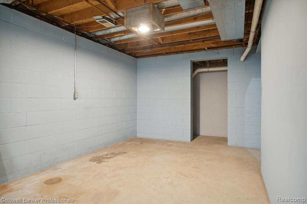 2365 N SUMMERS Road, Imlay City, MI 48444 — Photo 23
