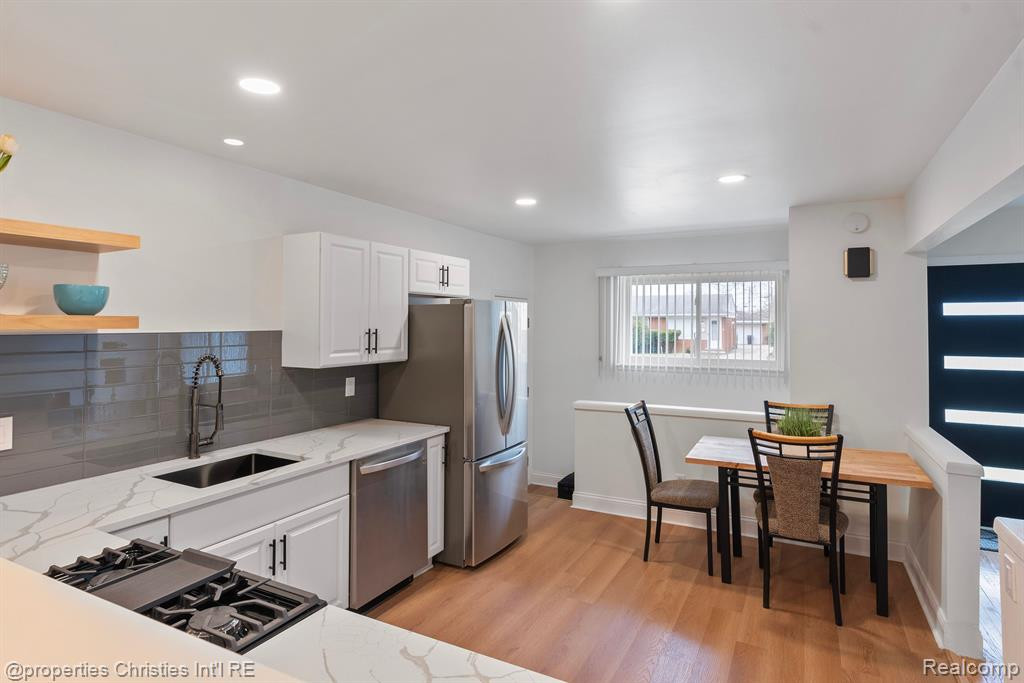 10428 N Oak Drive, Ferndale, MI 48220 — Photo 13