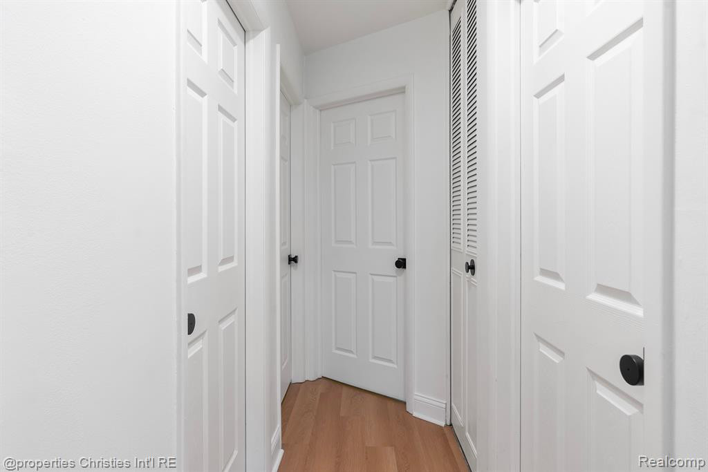 10428 N Oak Drive, Ferndale, MI 48220 — Photo 30