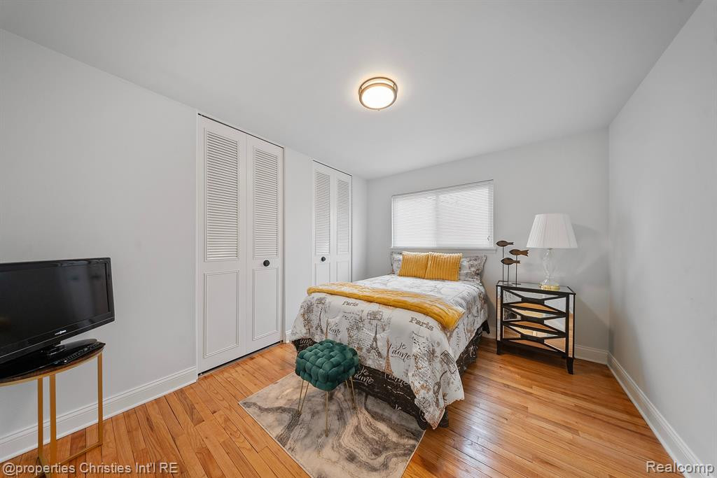 10428 N Oak Drive, Ferndale, MI 48220 — Photo 31