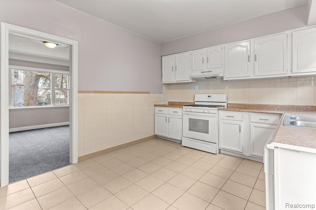 6534 APPOLINE first floor Street, Dearborn, MI 48126 — Photo 14