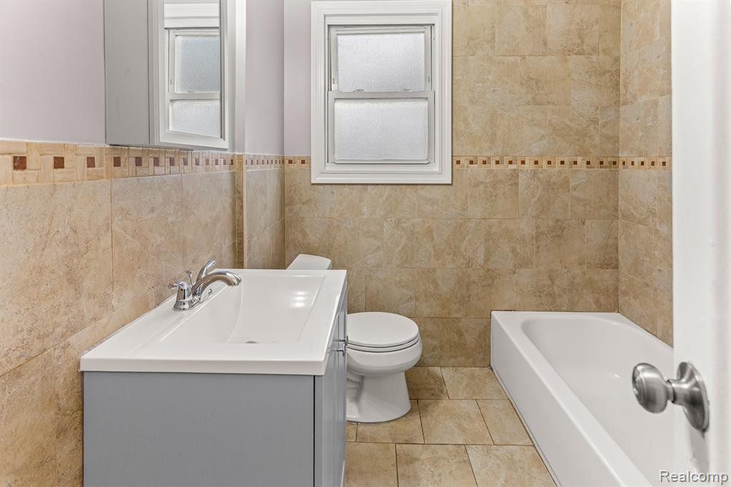6534 APPOLINE first floor Street, Dearborn, MI 48126 — Photo 16