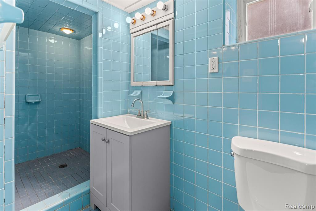 6534 APPOLINE first floor Street, Dearborn, MI 48126 — Photo 23