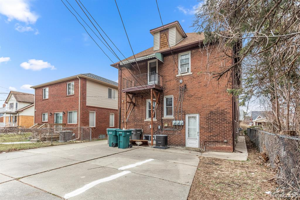 6534 APPOLINE first floor Street, Dearborn, MI 48126 — Photo 26