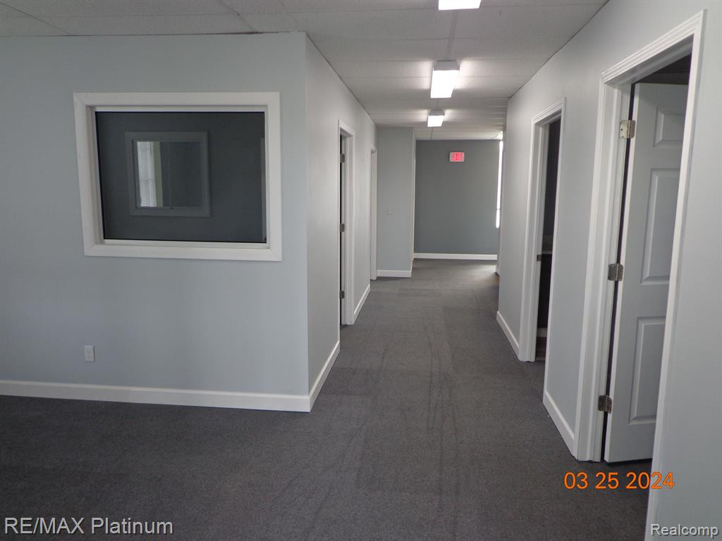 4330 E GRAND RIVER Avenue, Howell, MI 48843 — Photo 8
