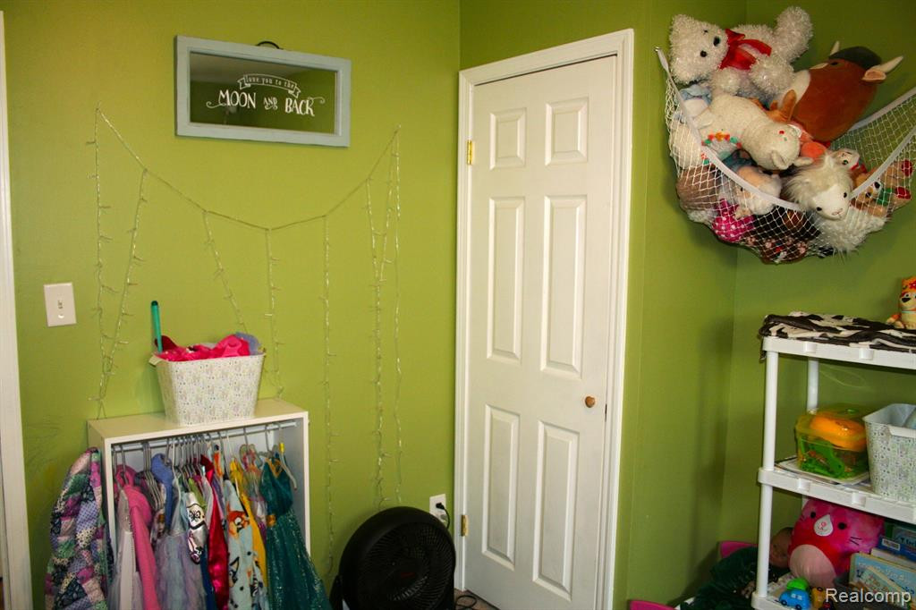 7721 MONROE Boulevard, Taylor, MI 48180 — Photo 21