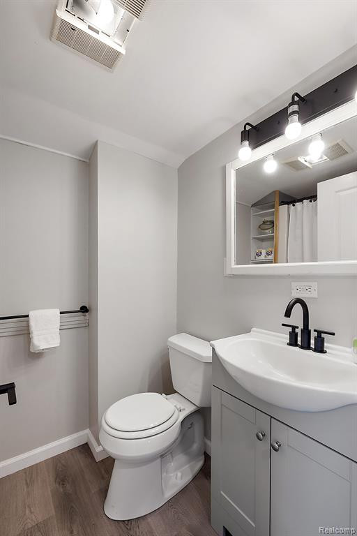 4440 WEST Street, Leonard, MI 48367 — Photo 36