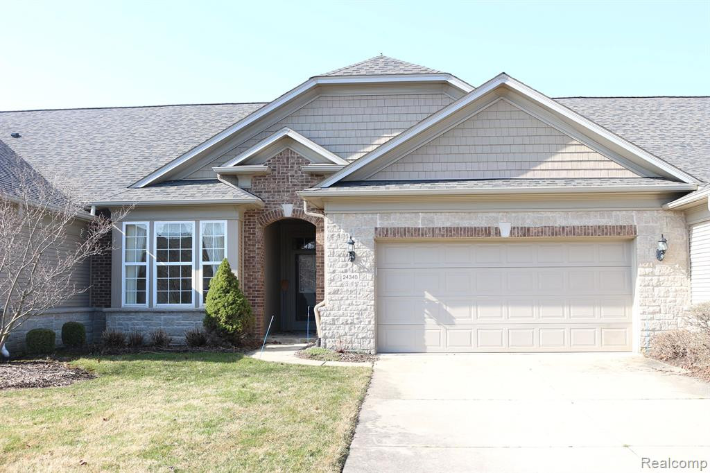 24340 SAND LAKE Lane, Flat Rock, MI 48134 — Photo 12