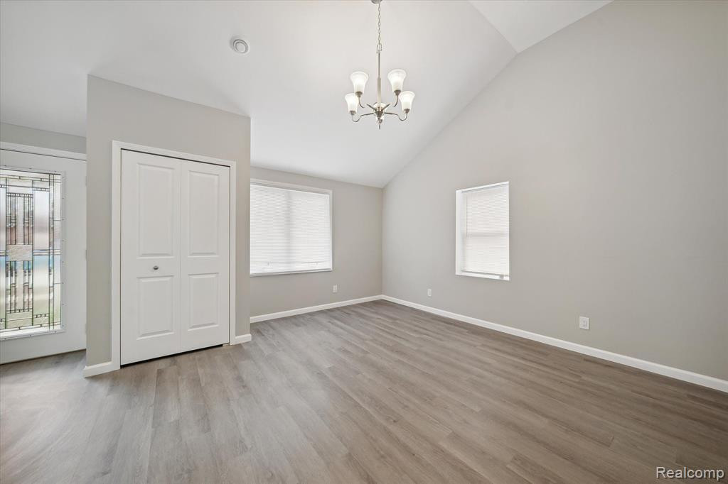 5666 GRINDLEY PARK Street, Dearborn Heights, MI 48125 — Photo 7