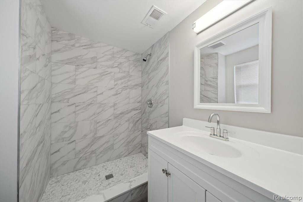 5666 GRINDLEY PARK Street, Dearborn Heights, MI 48125 — Photo 20