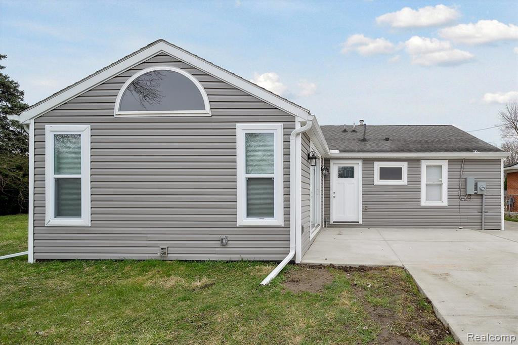 5666 GRINDLEY PARK Street, Dearborn Heights, MI 48125 — Photo 22