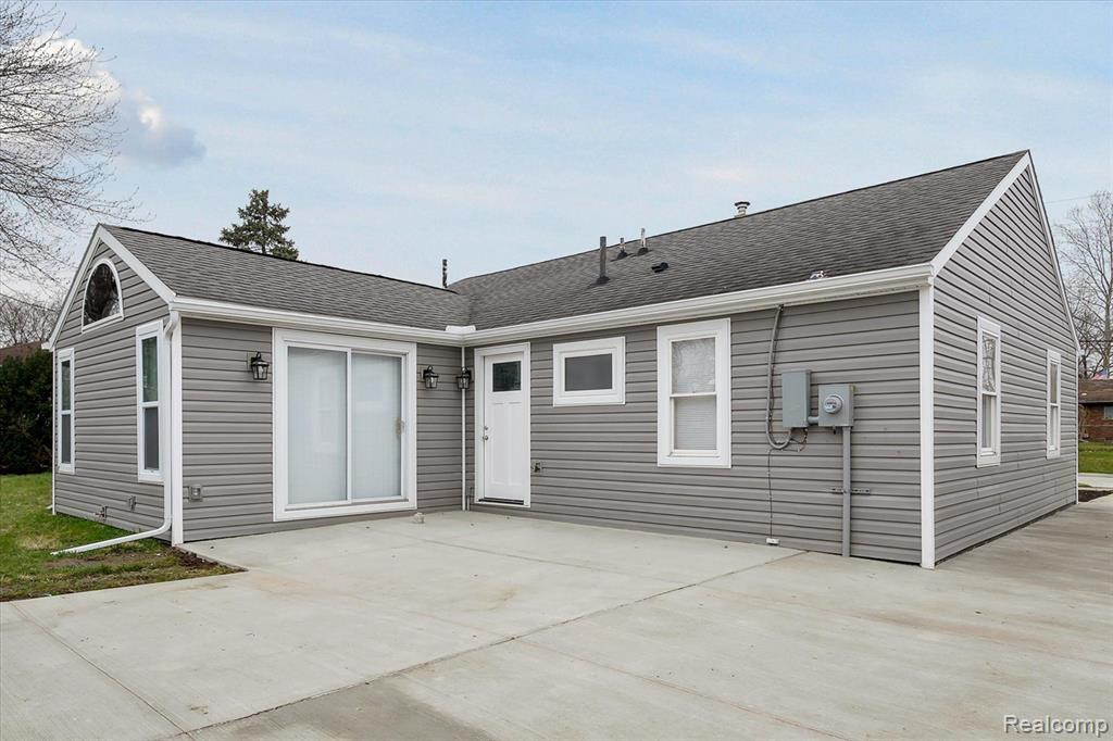 5666 GRINDLEY PARK Street, Dearborn Heights, MI 48125 — Photo 23