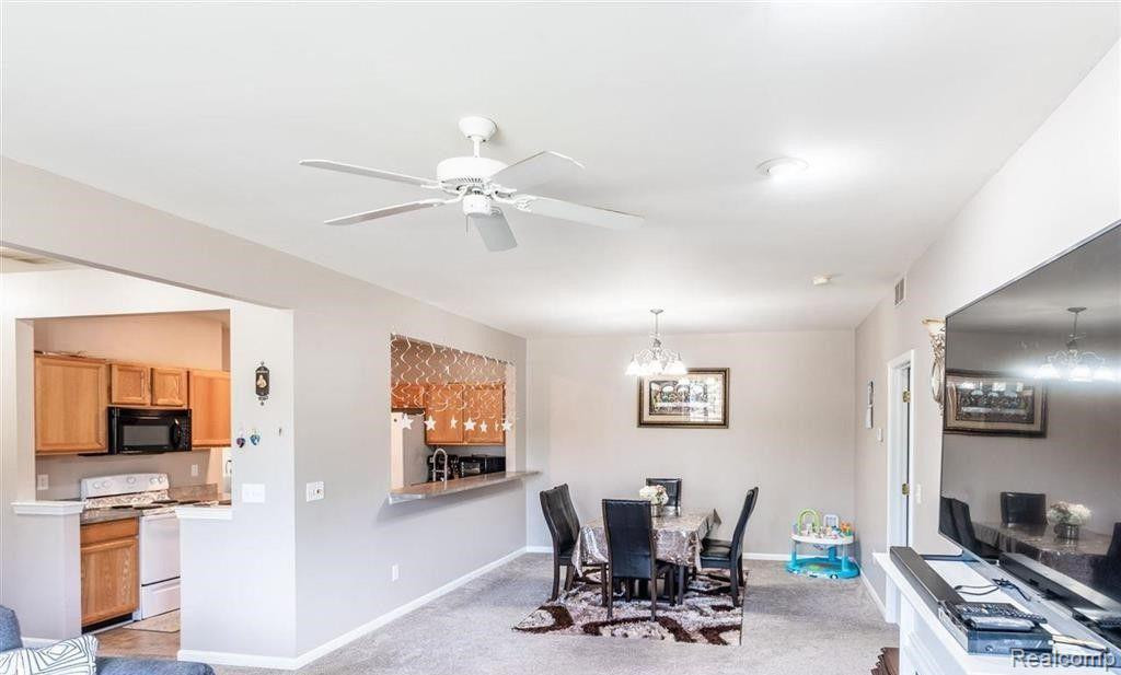 45811 HEATHER RIDGE Drive, Macomb, MI 48044 — Photo 6