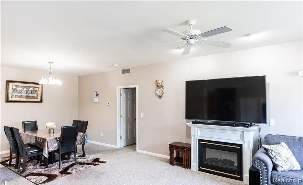45811 HEATHER RIDGE Drive, Macomb, MI 48044 — Photo 7