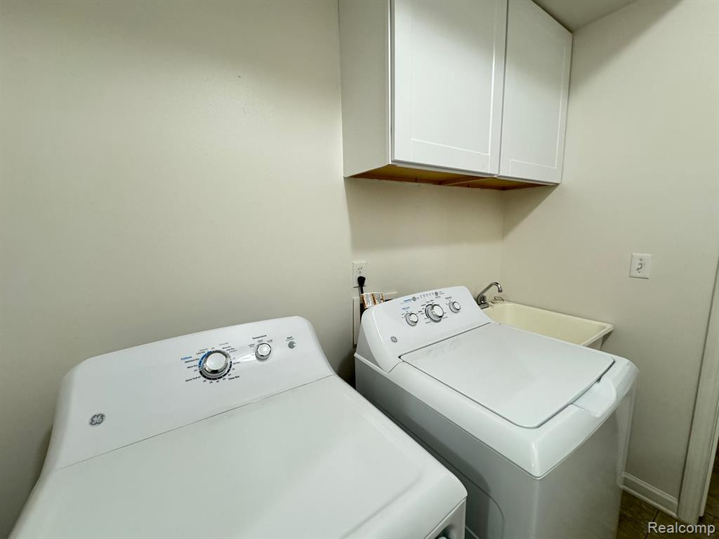 45811 HEATHER RIDGE Drive, Macomb, MI 48044 — Photo 12