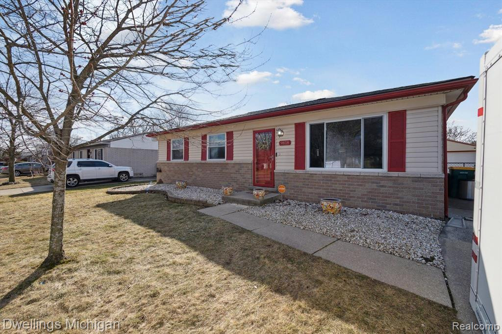 9818 WHEELER Street, Van Buren, MI 48111 — Photo 37