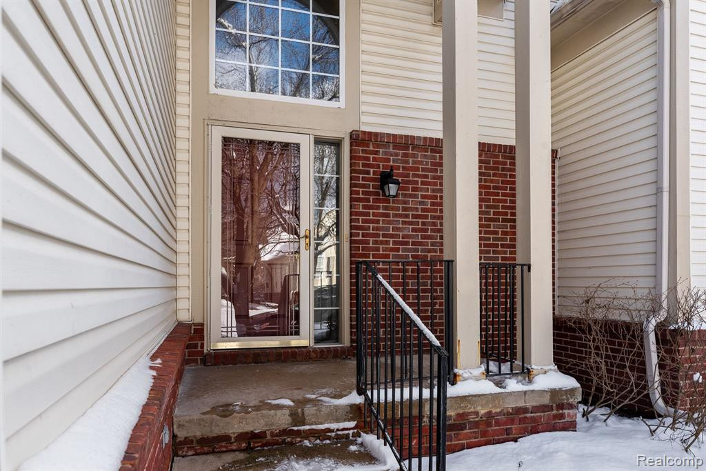 38278 REMINGTON Park, 92, Farmington Hills, MI 48331 — Photo 3