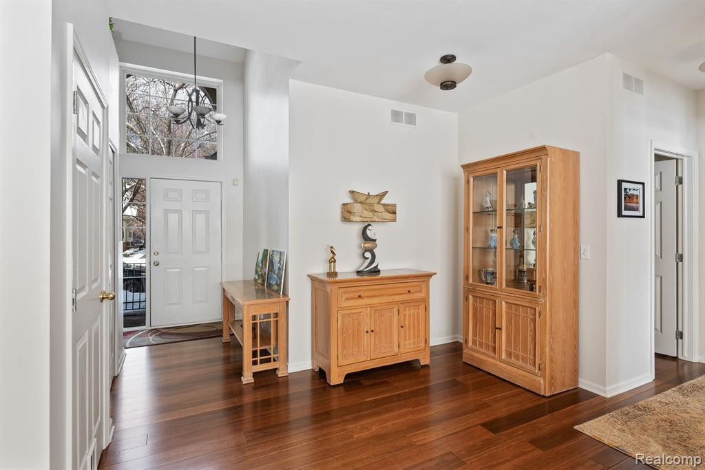 38278 REMINGTON Park, 92, Farmington Hills, MI 48331 — Photo 6