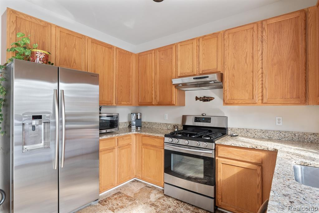 38278 REMINGTON Park, 92, Farmington Hills, MI 48331 — Photo 11