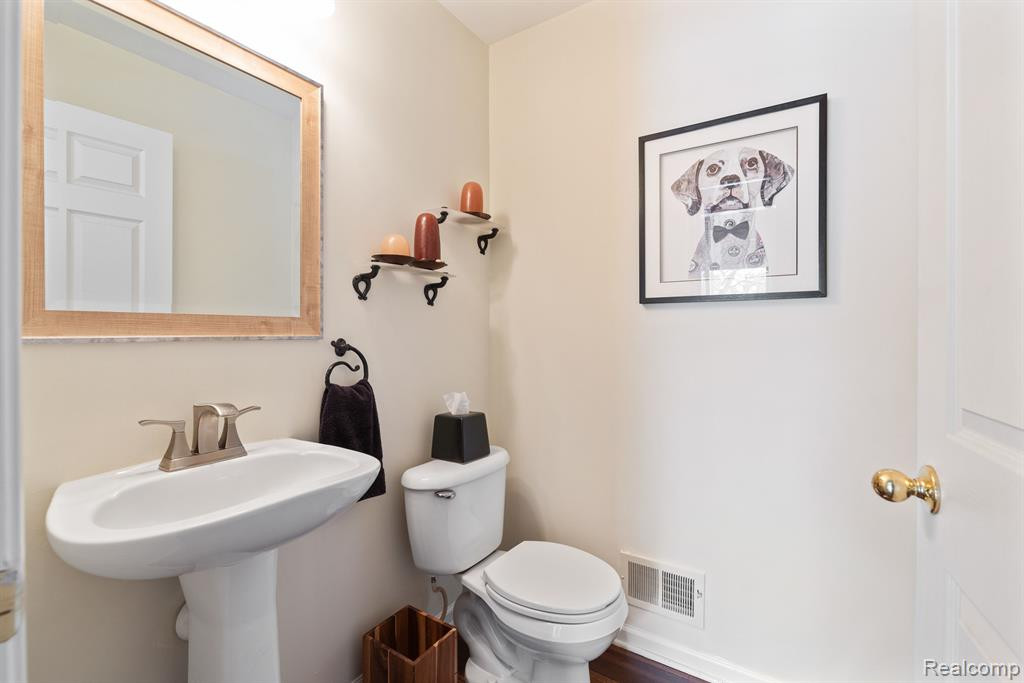 38278 REMINGTON Park, 92, Farmington Hills, MI 48331 — Photo 16