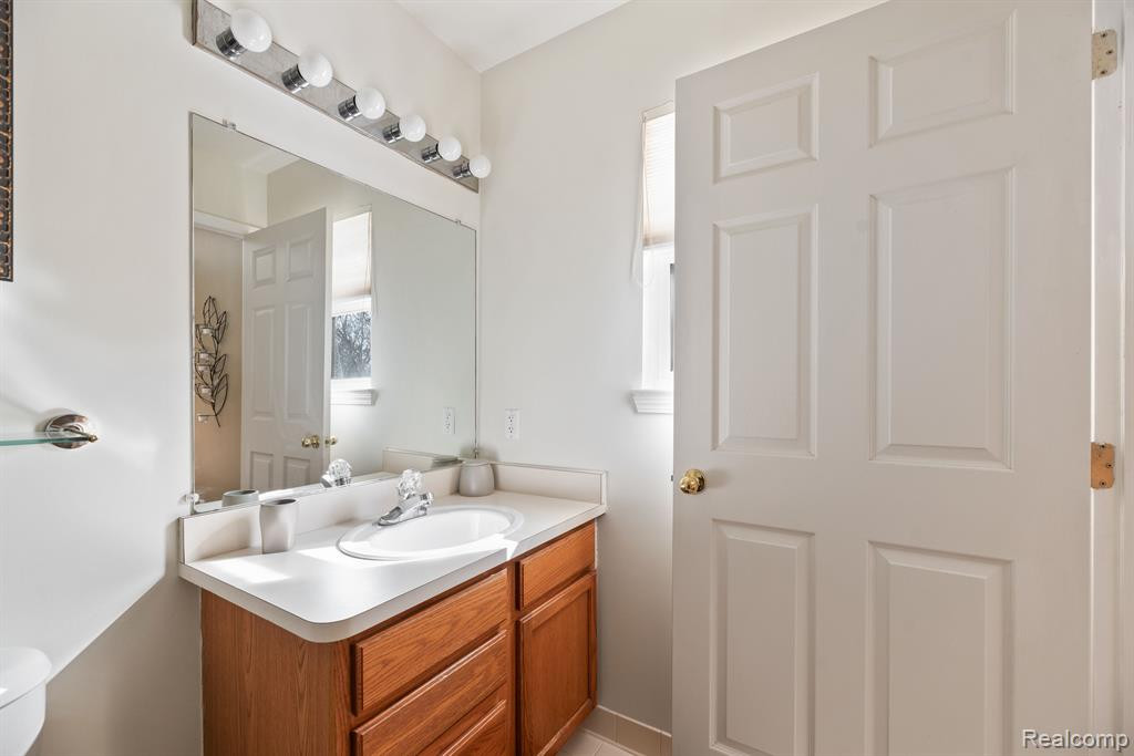 38278 REMINGTON Park, 92, Farmington Hills, MI 48331 — Photo 19