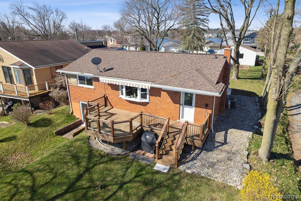 8445 WOODLAND SHORE Drive, Brighton, MI 48114 — Photo 49