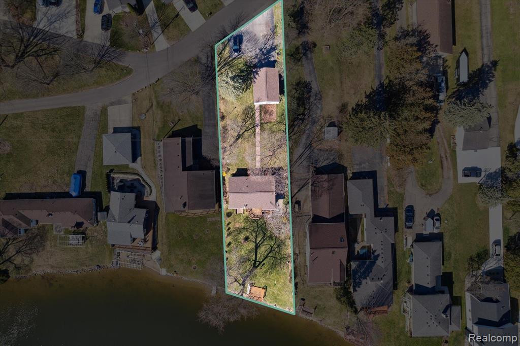 8445 WOODLAND SHORE Drive, Brighton, MI 48114 — Photo 60