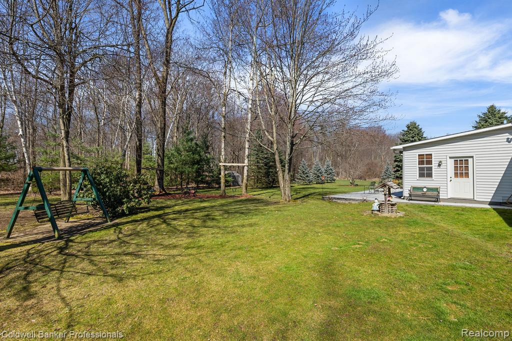 6595 ROGERS Drive, North Branch, MI 48461 — Photo 12