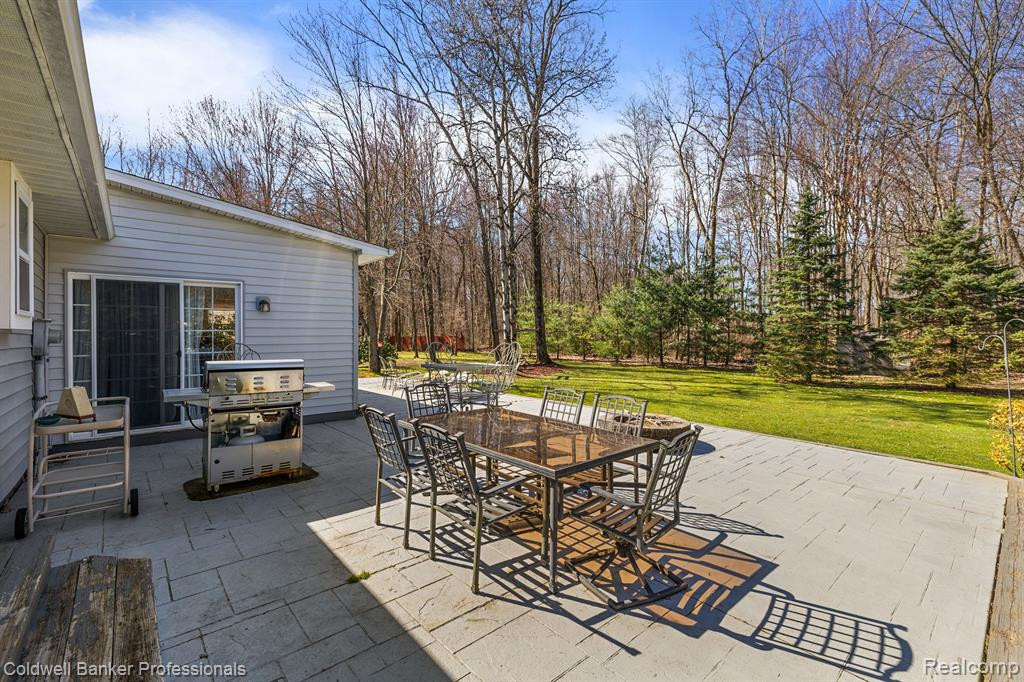 6595 ROGERS Drive, North Branch, MI 48461 — Photo 15