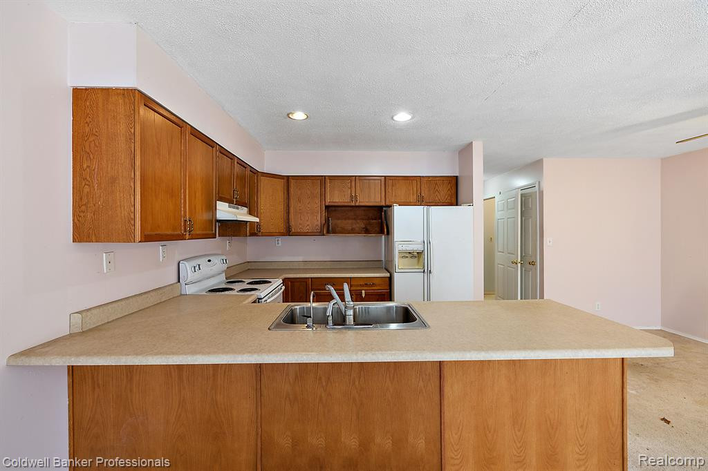 6595 ROGERS Drive, North Branch, MI 48461 — Photo 71